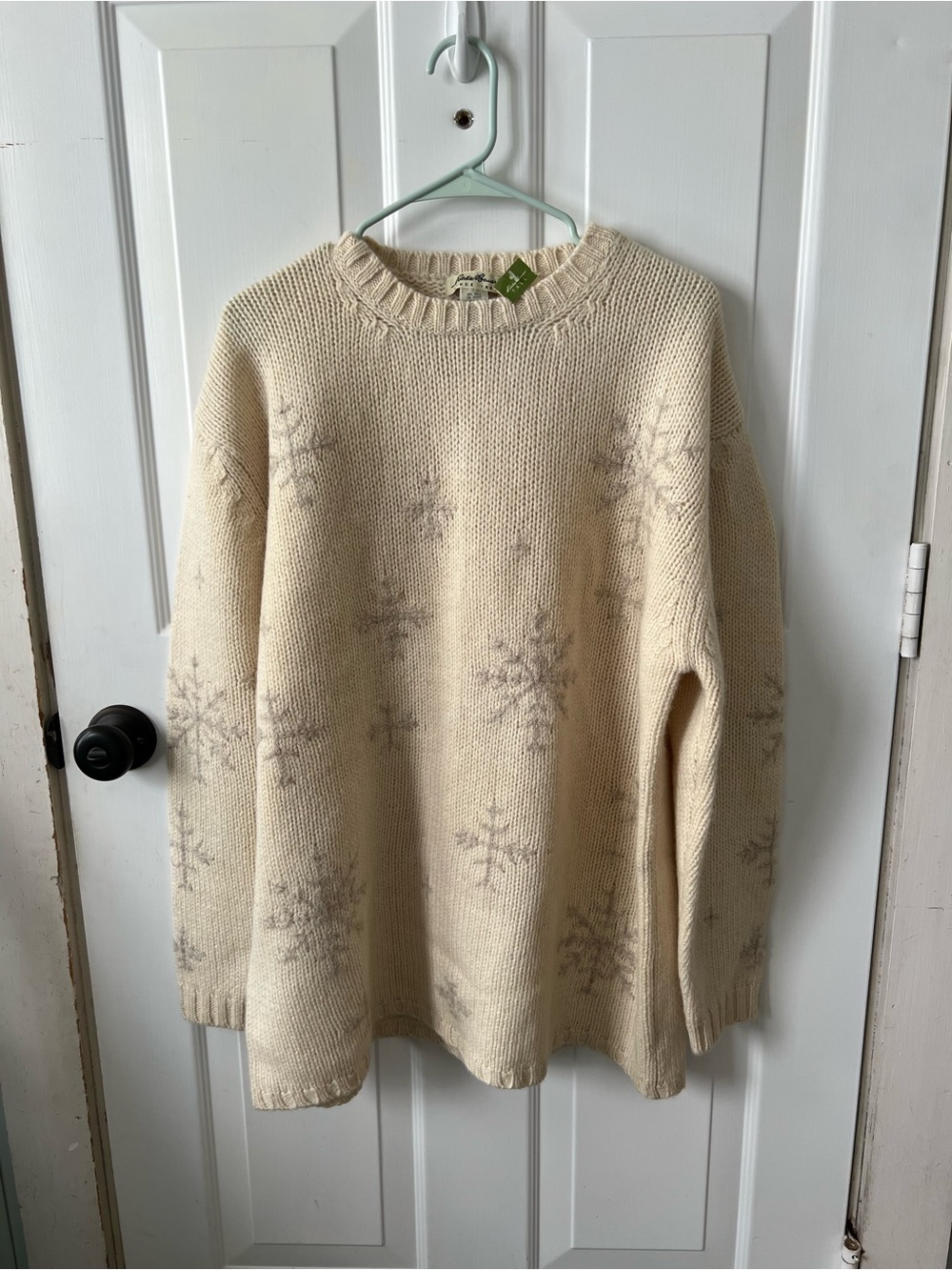 NWT—Eddie Bauer 100% Wool Sweater with Snowflake Pattern